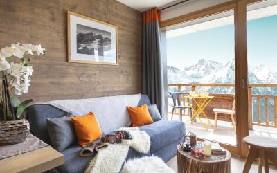 Two-Bedroom Apartment 6 People with Mountain View