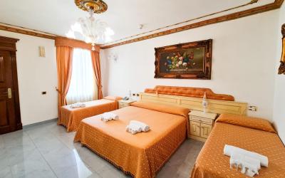 Camera Quadrupla Standard 