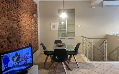 Appartamento con 2 Camere da Letto Appartamento con 2 Camere da Letto