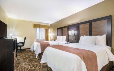 Double Room with Two Double Beds - Accessible/Non-Smoking
