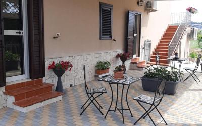 Appartamento con Vista Giardino