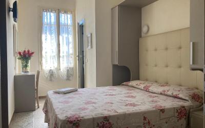 Camera Economy Matrimoniale/Doppia con Letti Singoli