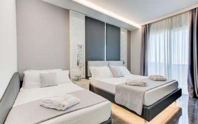 Camera Tripla Executive