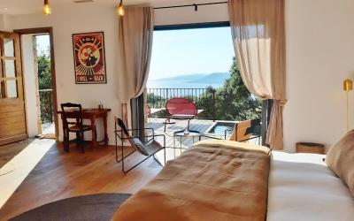  Suite de Luxe avec Piscine Privu00e9e - Vue sur Mer