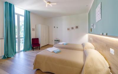 Camera Matrimoniale/Doppia con Letti Singoli con Bagno Privato