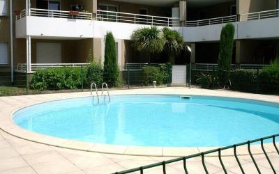 Appartement - Vue sur Piscine 