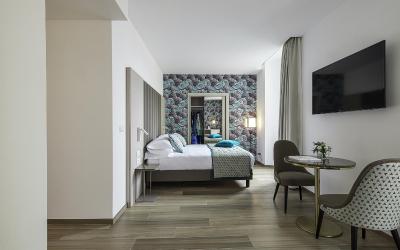 Camera Matrimoniale Deluxe con Vista Mare Laterale