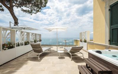 Suite con Terrazza, Vasca Idromassaggio e Vista Mare