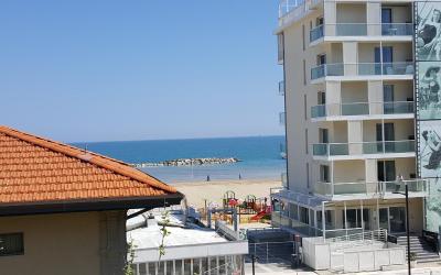 Appartamento con 3 Camere da Letto