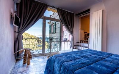 Camera Quadrupla con Vista Mare