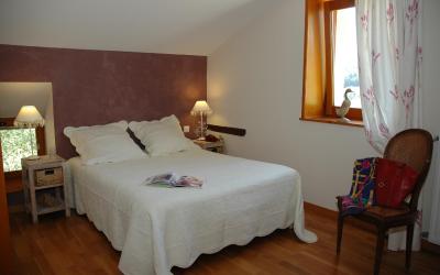 Chambre Triple avec Salle de Bains Privative