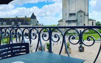 Chambre Double ou Lits Jumeaux Deluxe avec Balcon Chambre Double ou Lits Jumeaux Deluxe avec Balcon