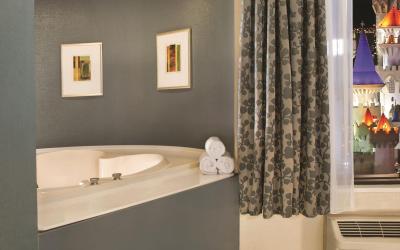 Royal Superior King Room