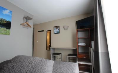 Chambre Double avec Salle de Bains Privative Chambre Double avec Salle de Bains Privative