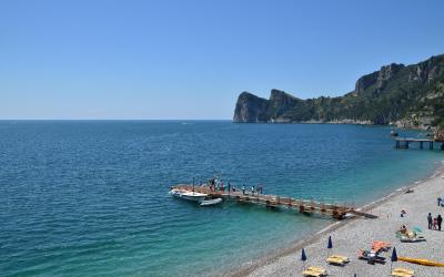 Appartamento con 2 Camere da Letto e Vista Mare 