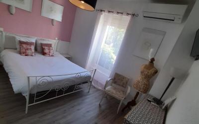 Chambre Lits Jumeaux avec Salle de Bains Privative