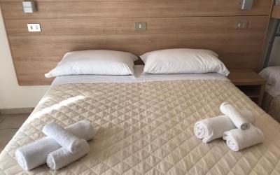 Camera Budget Matrimoniale/Doppia con Letti Singoli