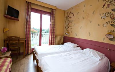 Chambre Double ou Lits Jumeaux Chambre Double ou Lits Jumeaux