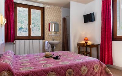 Chambre Double avec Toilettes Communes