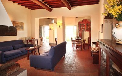 Appartamento con 2 Camere da Letto