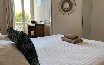 Chambre Quadruple Standard (2 Adultes + 2 Enfants) Chambre Quadruple Standard (2 Adultes + 2 Enfants)