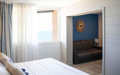 Suite Junior - Cu00f4tu00e9 Mer ou Cu00f4tu00e9 Port Suite Junior - Cu00f4tu00e9 Mer ou Cu00f4tu00e9 Port