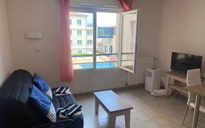 Studio - Vue sur Piscine  Studio - Vue sur Piscine