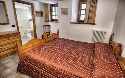 Camera Matrimoniale/Doppia con Letti Singoli con Bagno Privato