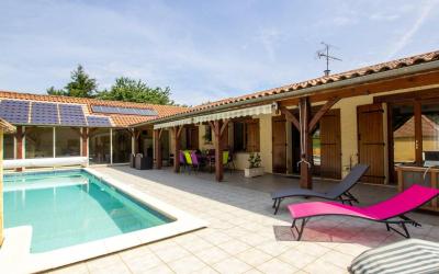 Maison de Vacances (8u00a0Adultes) Maison de Vacances (8u00a0Adultes)