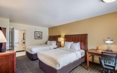 Double Room with Two Double Beds - Non Smoking