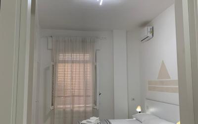 Camera Tripla Classic