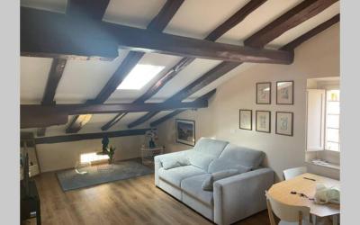 Appartamento con 2 Camere da Letto