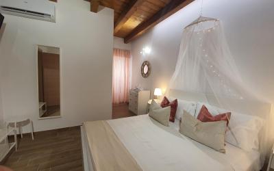 Camera Matrimoniale con Bagno Privato