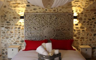 Chambre Lit King-Size - Vue sur Piscine Chambre Lit King-Size - Vue sur Piscine