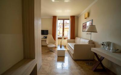 Camera Deluxe Matrimoniale/Doppia con Letti Singoli