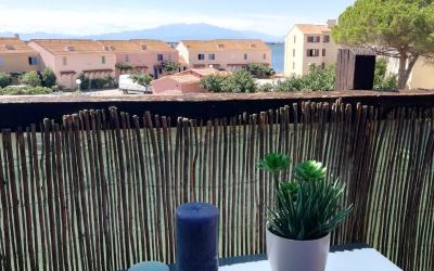 Appartementu00a0-u00a0Vue sur Lac