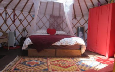 Lodge avec Jacuzzi Extu00e9rieur Lodge avec Jacuzzi Extu00e9rieur