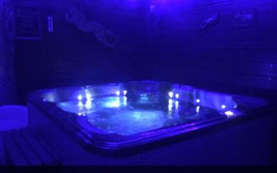 Chambre Double avec Baignoire Spa Chambre Double avec Baignoire Spa