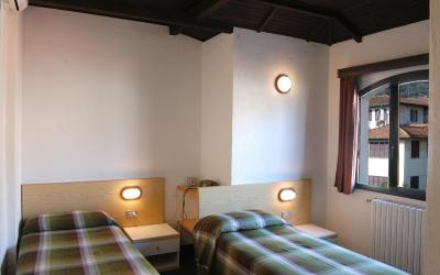 Camera Doppia con Letti Singoli