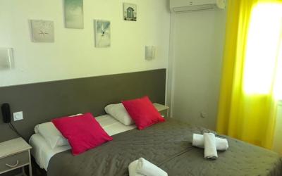 Chambre Triple avec Balcon ou Terrasse