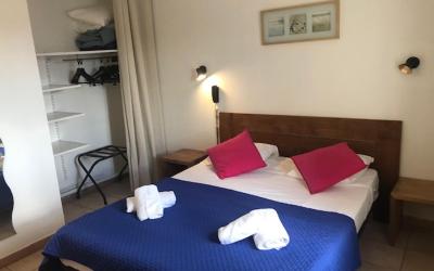 Chambre Double - Vue sur Village