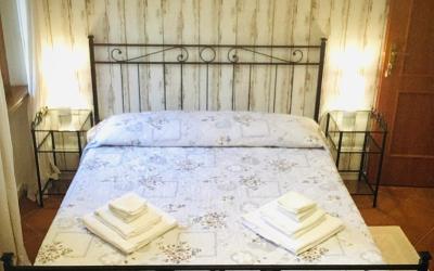 Camera Matrimoniale con Bagno Privato