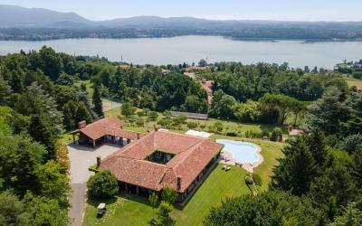 Villa con 9 Camere da Letto 