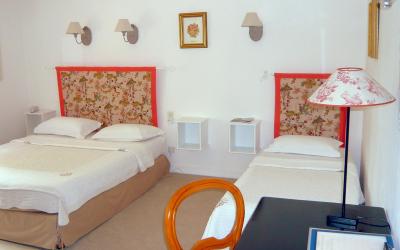 Chambre Triple avec 1 Lit Double et 1 Lit Simple