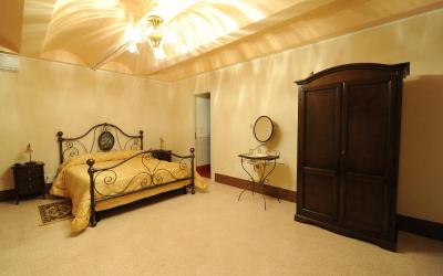 Camera Matrimoniale Deluxe (2 Adulti + 1 Bambino) 