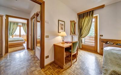 2 Camere Comunicanti