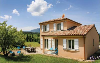 Maison de Vacances 4 Chambres Maison de Vacances 4 Chambres