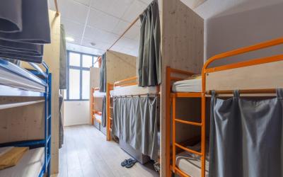 Lit dans Dortoir Mixte de 10 Lits Lit dans Dortoir Mixte de 10 Lits