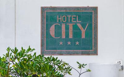 Camera Tripla con Vista Mare e Accesso Spiaggia