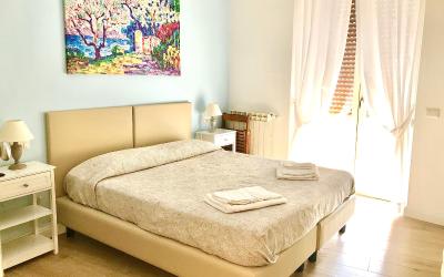 Camera Matrimoniale con Letto Supplementare